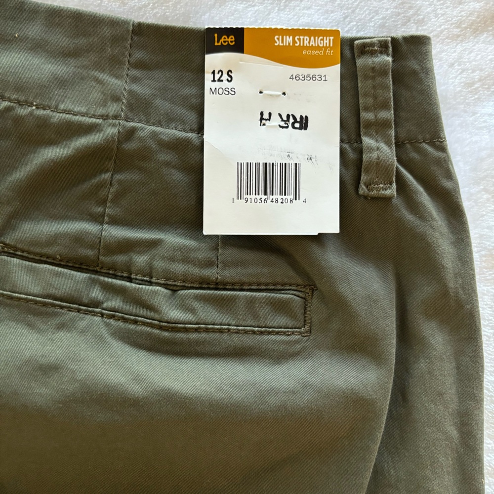 LEE Eased Fit Slim Straight Mid Rise Green Tailored Chino Pants--NWT--12S - Picture 6 of 15